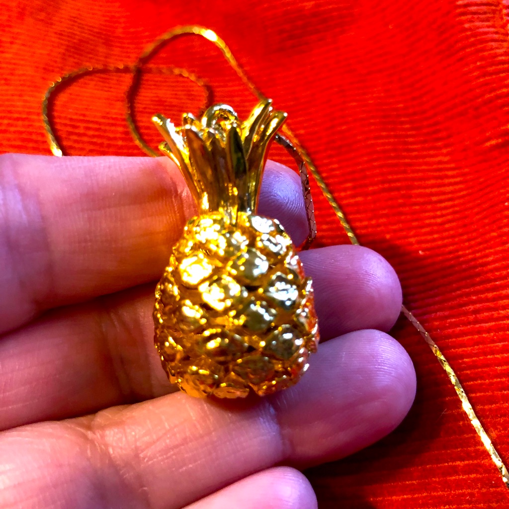 Gold Tone Pineapple Pendant And Necklace Gold Tone Pineapple Pendant And Necklace